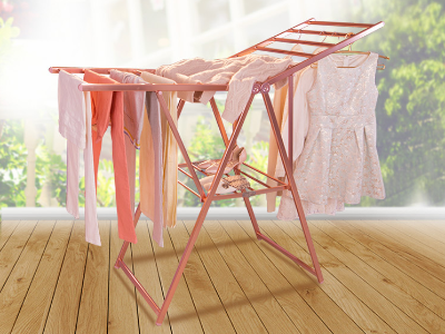 色彩丰富的折叠晒衣架，让阳台变得很百变！